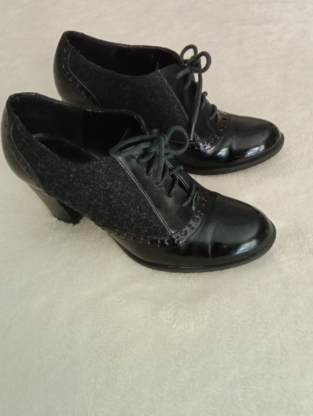 Vintage Bandolino Baroque Style Heels